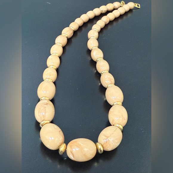 VTG Napier French Beige Gold Beaded necklace signed 24\